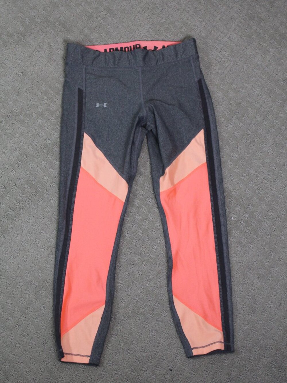 Under Armour Size XS Grey Peach Compression Workout Pants